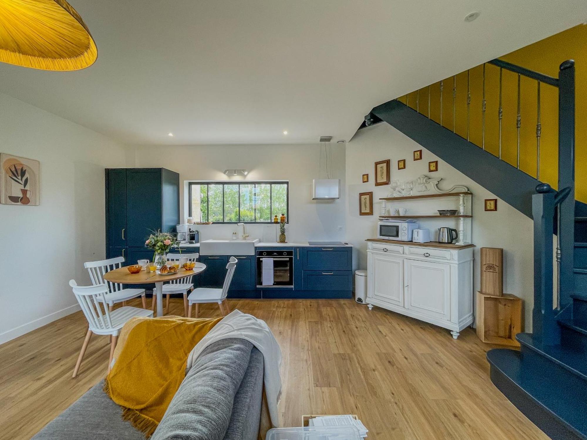 Maison Cosy Avec Vue Sur Les Vignes. 리부른 외부 사진